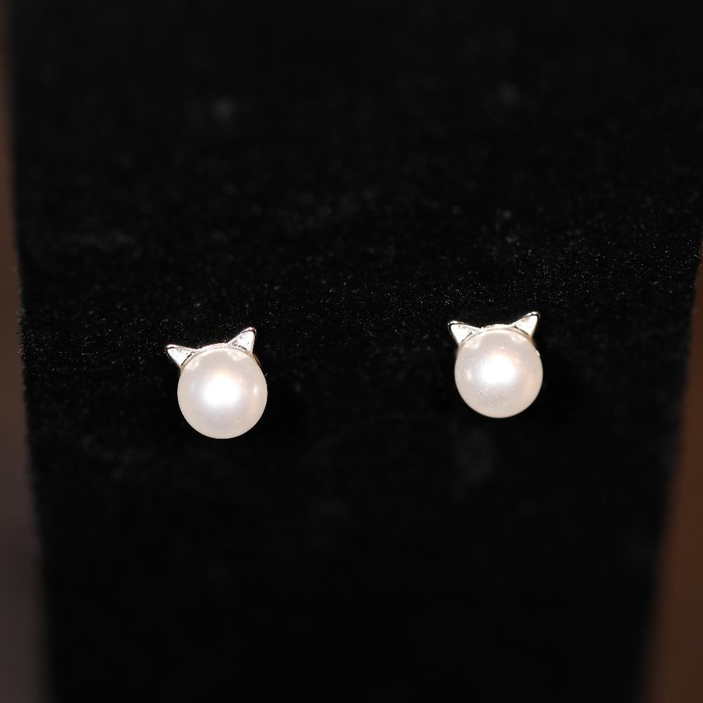 CAT EARRINGS